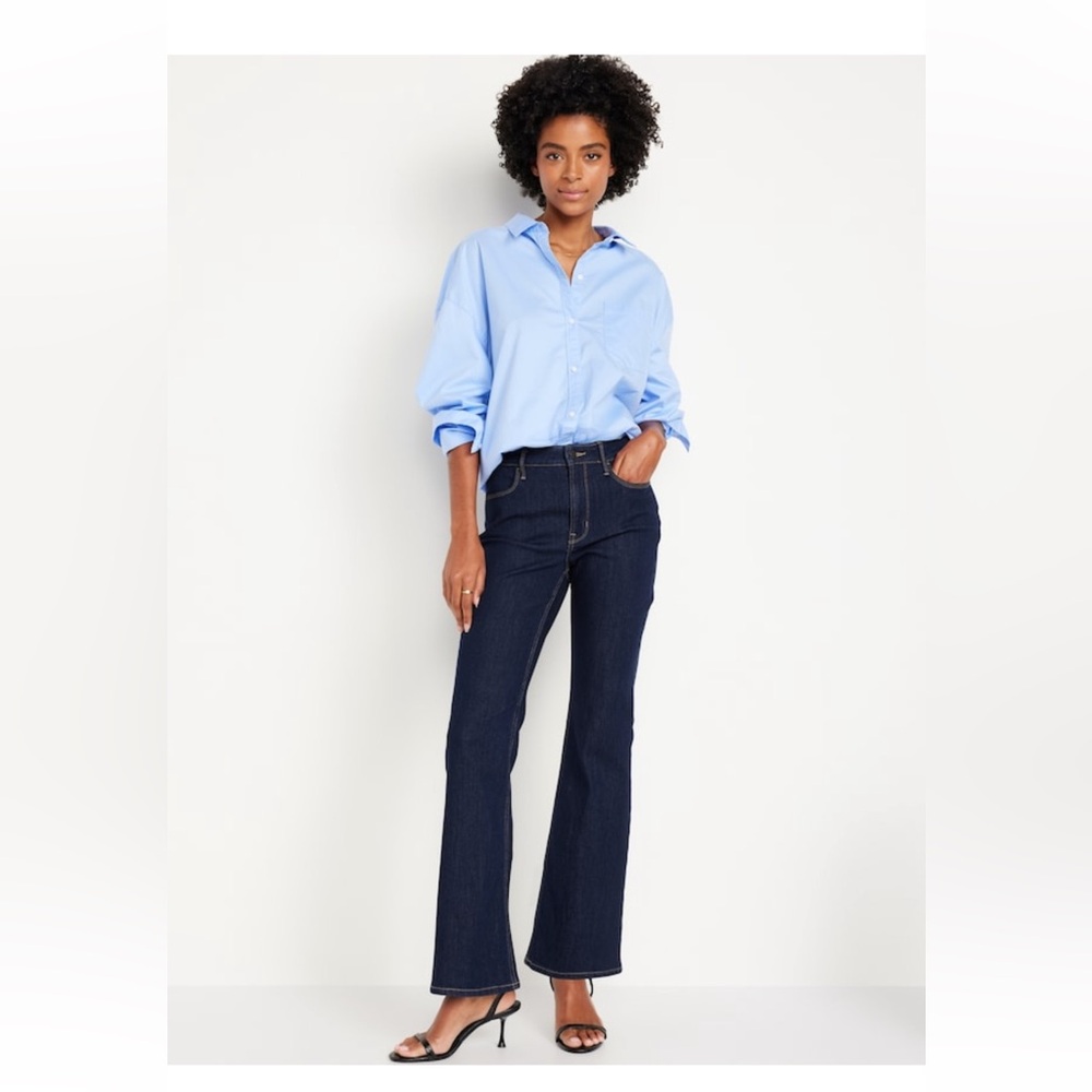 Old Navy High Rise Wow Flare Jeans, size 10